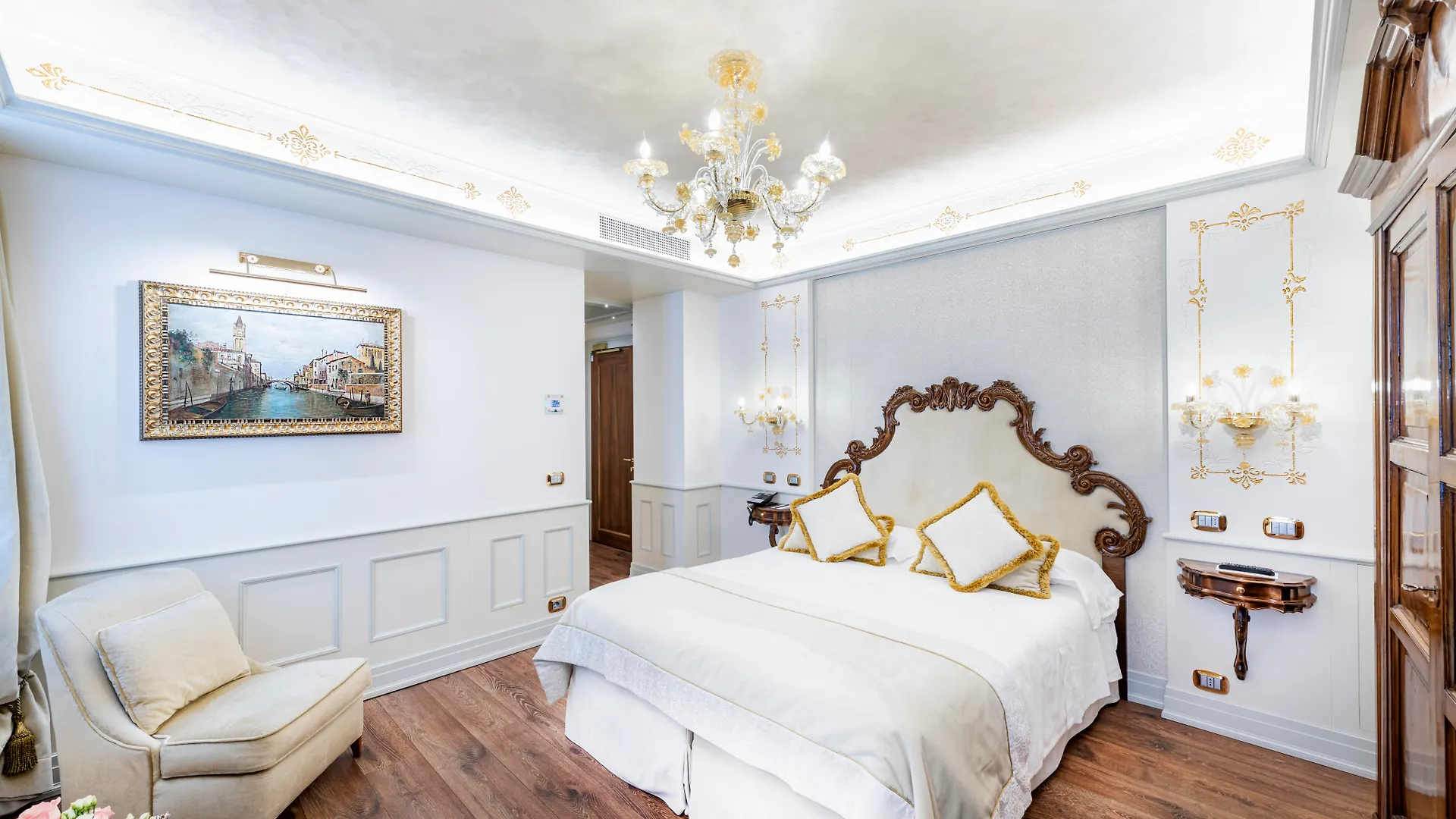 Hotel Monaco & Grand Canal Venice