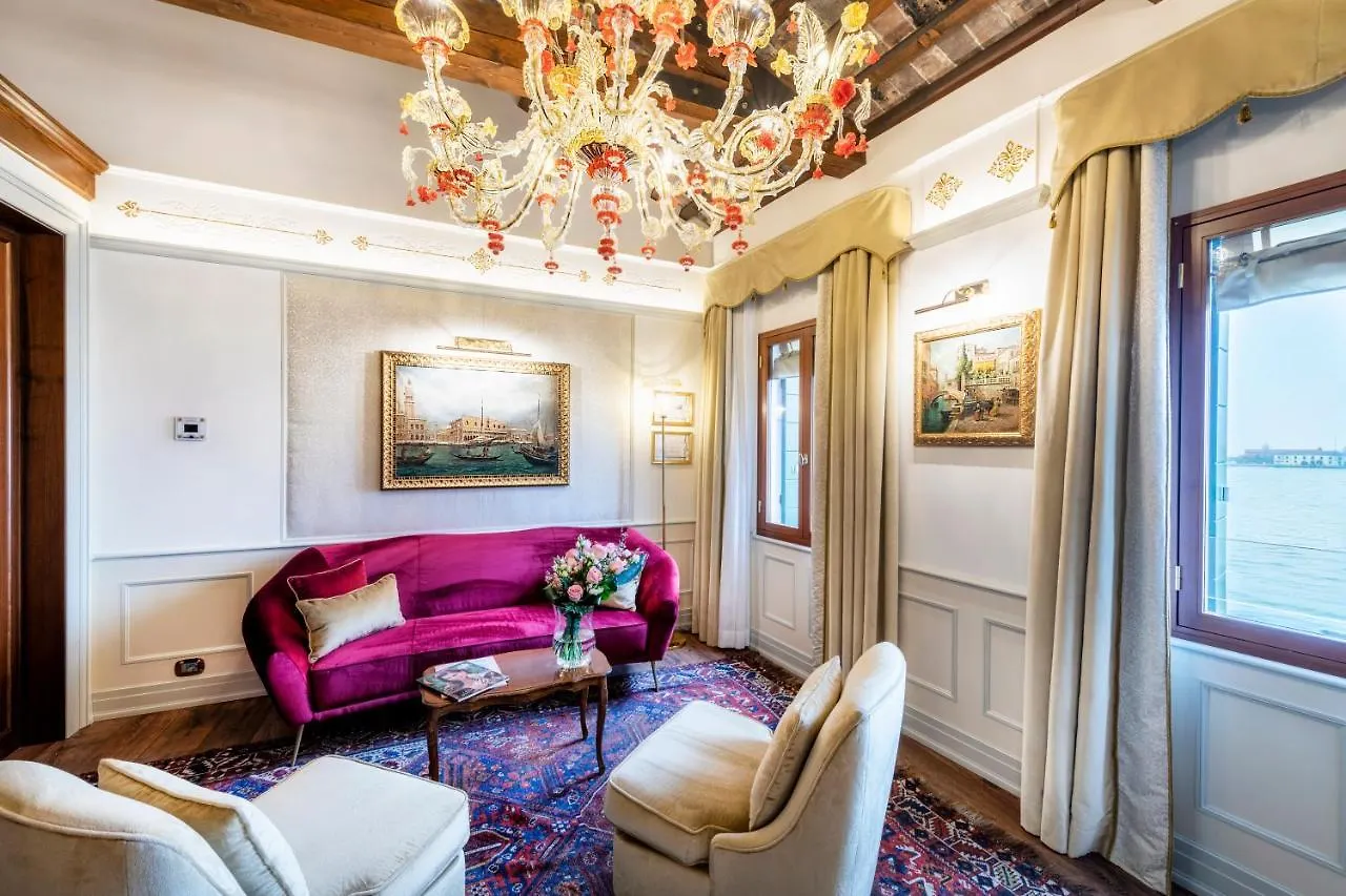 Monaco & Grand Canal Venice Hotel