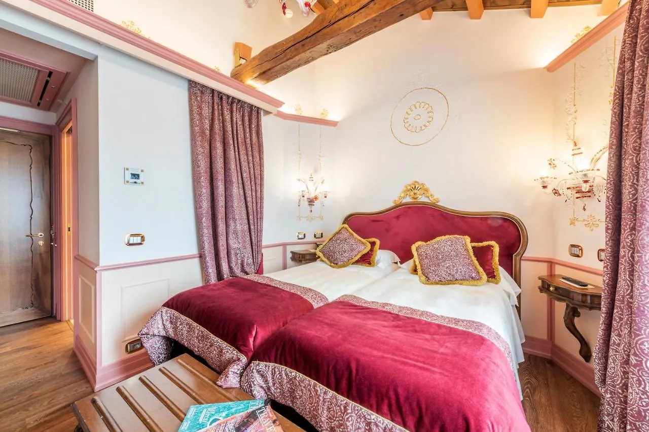 **** Hotel Monaco & Grand Canal Venice Italy