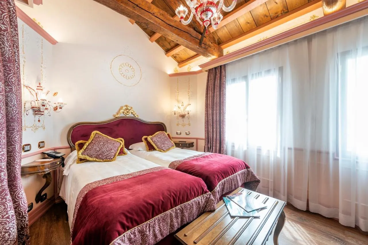 Monaco & Grand Canal Venice Hotel